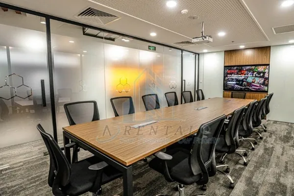 Khu vực phòng họp tại chi nhánh văn phòng Phú Nhuận 