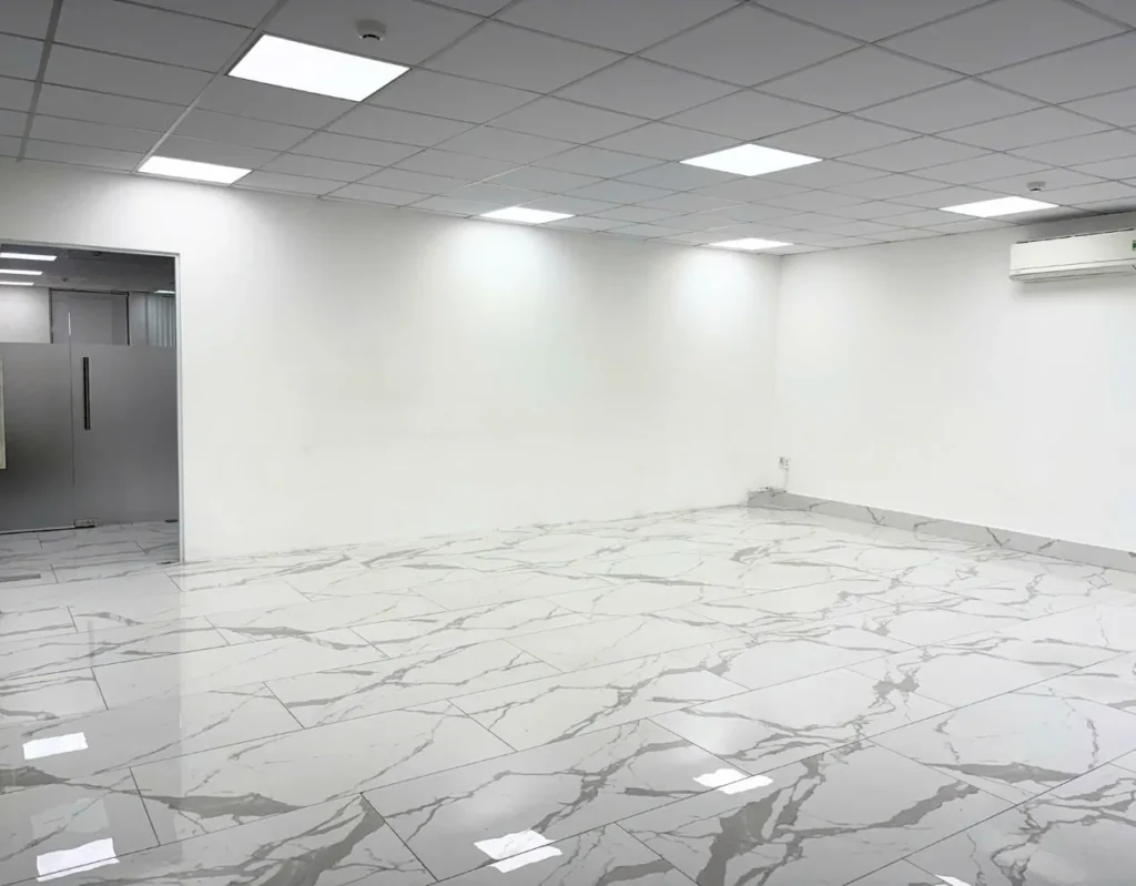Mặt bằng sàn trống văn phòng cho thuê