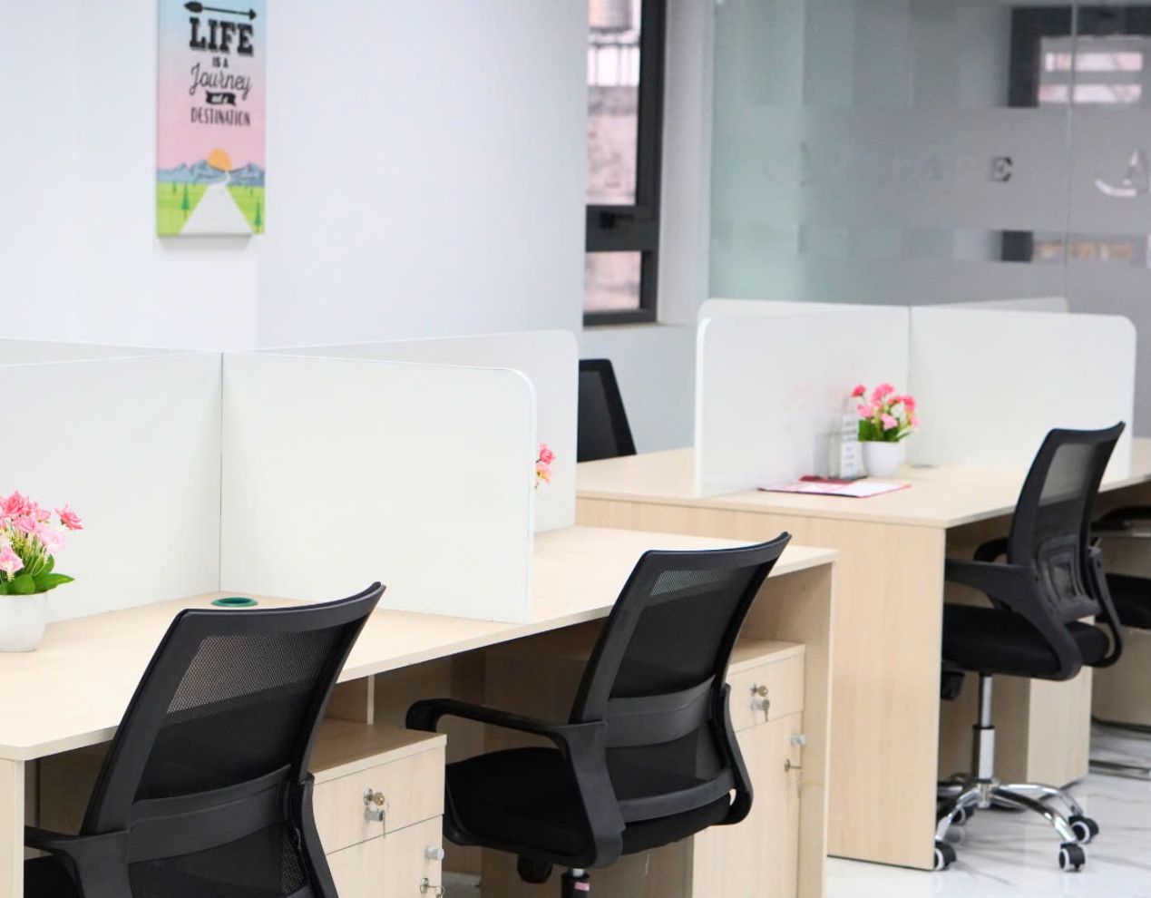 Cho thuê chỗ ngồi linh hoạt cũng được rất nhiều khách hàng lựa chọn